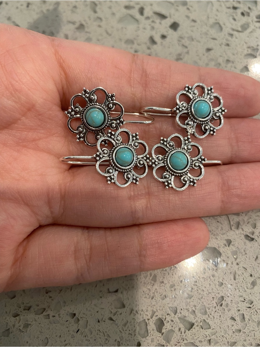 5 pairs of earrings